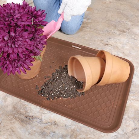 Great Working Tools Boot Trays - Set of 2 Brown All Weather Heavy Duty Shoe Trays, Pet Bowl Mats Trap Mud, Water and Food Mess to Protect Floors - Brown, 23.75" x 15.5" x 1.25"