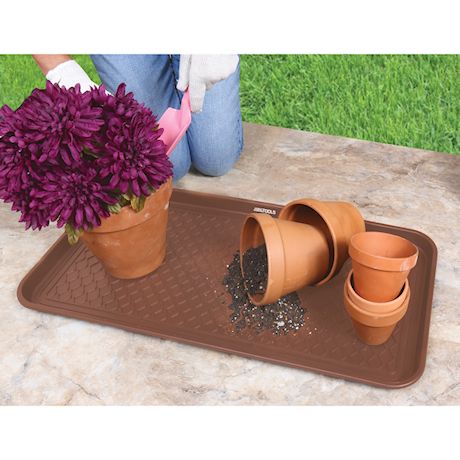 Great Working Tools Boot Trays - Set of 2 Brown All Weather Heavy Duty Shoe Trays, Pet Bowl Mats Trap Mud, Water and Food Mess to Protect Floors - Brown, 30" x 15" x 1.2"